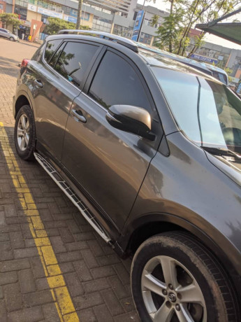 toyota-rav-big-1
