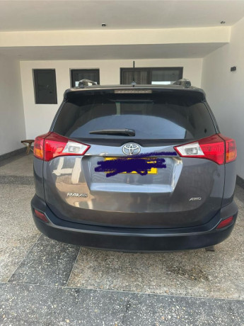 toyota-rav4-big-0