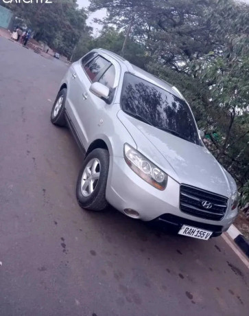 hyundai-santa-fe-automatic-for-sale-big-3