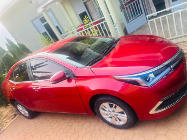 toyota-corolla-big-5