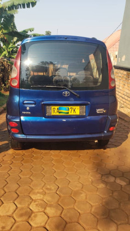 toyota-yaris-big-2