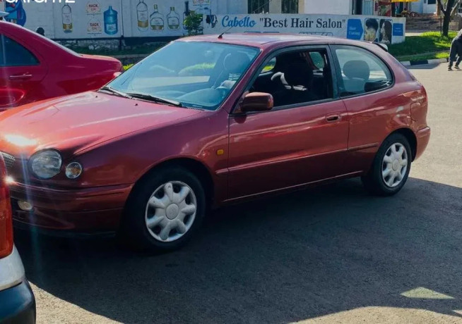 toyota-corolla-big-0
