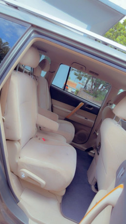 bere-342-2010-toyota-highlander-hybrid-for-sale-excellent-condition-big-3