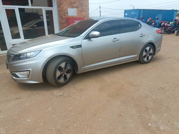 kia-k5-big-0