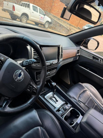 ssangyong-rexton-big-3