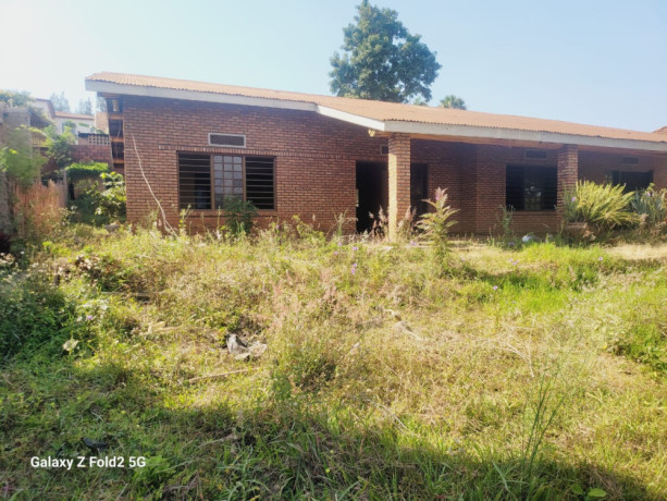remera-plot-with-old-house-for-sale-300m-big-3