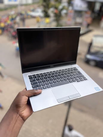 dell-latitude-7400-big-3