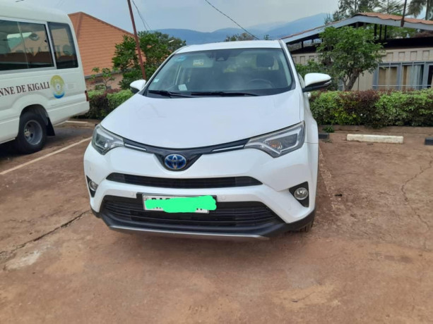 toyota-rav4-big-2