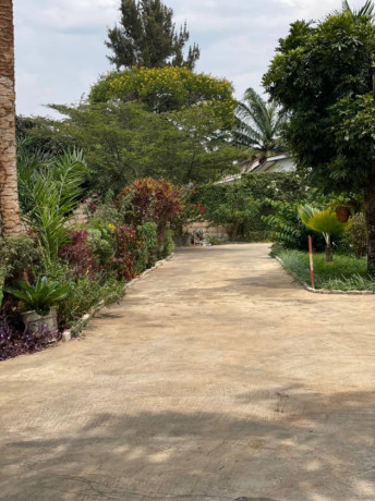 kigali-unfurnished-house-available-for-rent-in-kimihurura-big-2