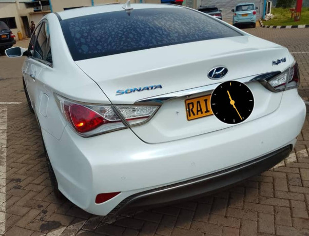 hyundai-sonata-big-1