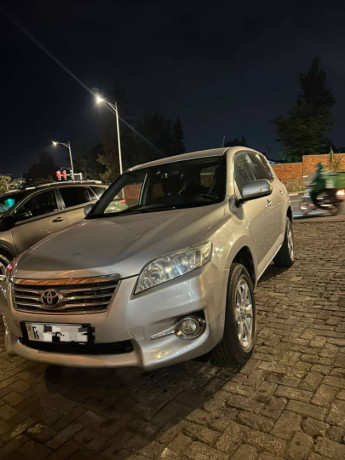 toyota-rav4-big-2