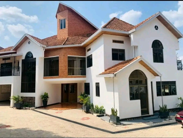 kigali-family-villa-available-for-rent-in-gacuriro-near-simba-center-big-0