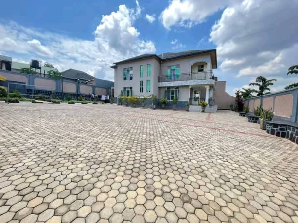 kibagabaga-furnished-house-for-rent-6-bedrooms-6-bathrooms-big-4