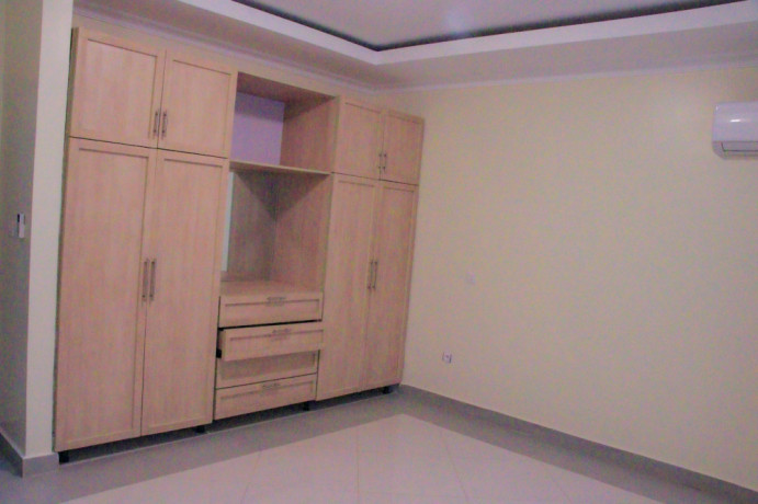 nyarutarama-very-nice-furnished-with-new-furniture-is-for-rent-near-mtn-hq-in-kigali-rwanda-big-10