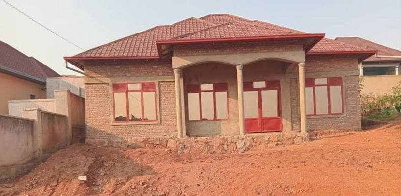 residential-house-for-sale-near-the-road-and-good-neighbors-house-for-sale-busanza-big-0