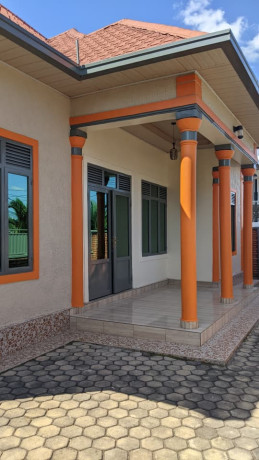 38-kibagabaga-very-beautiful-unfurnished-house-for-rent-big-1