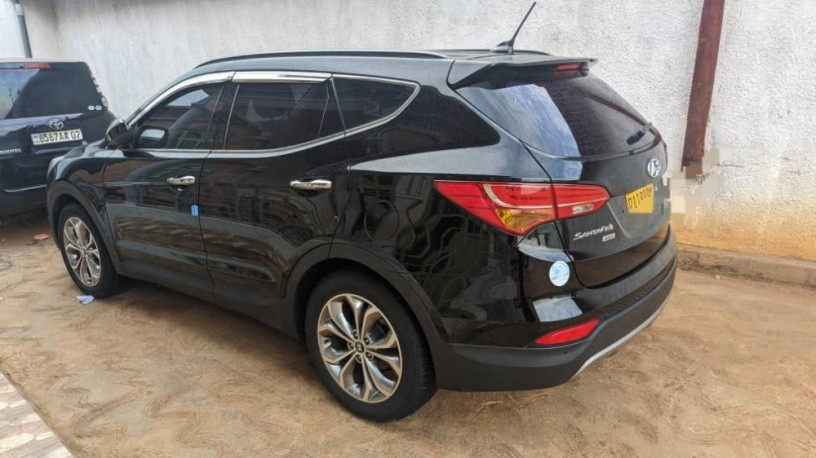 hyundai-santafe-big-2