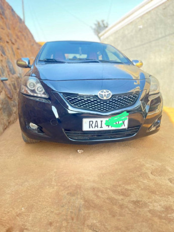 toyota-yaris-big-1