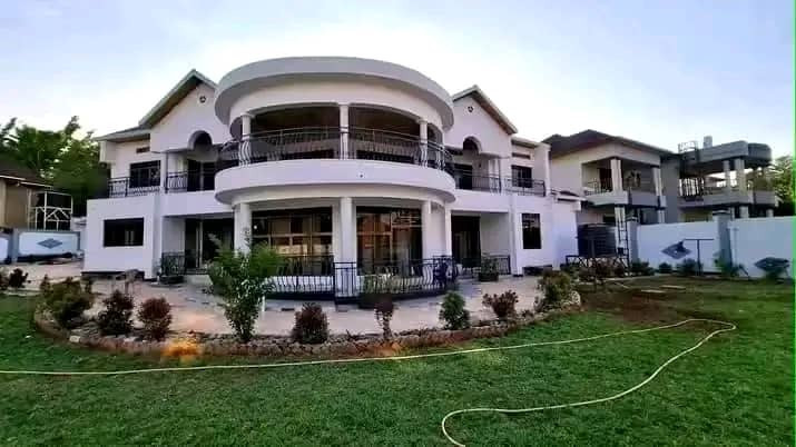 gacuriro-furnished-house-for-rent-with-beautiful-gacuriro-view-in-kigali-rwanda-big-4