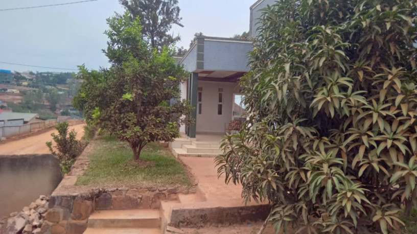 land-with-an-old-house-for-sale-big-3