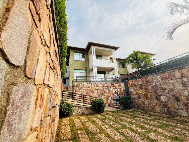 gacuriro-unfurnished-house-for-rent-in-kigali-big-0