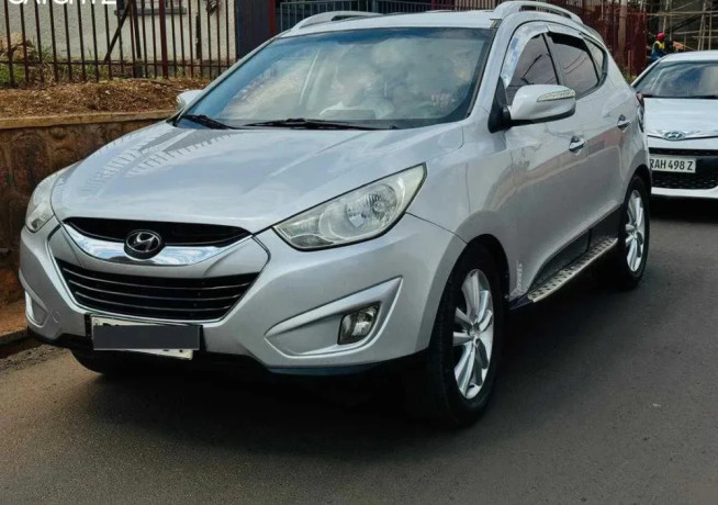 hyundai-tucson-big-1