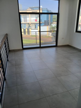 bland-new-family-villa-available-for-rent-in-nyarutarama-kigali-big-3