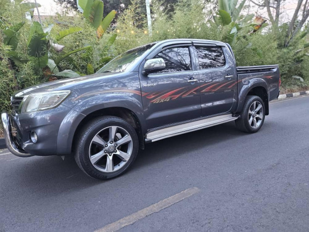 toyota-vigo-big-2