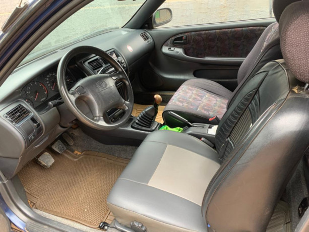 toyota-corolla-big-0