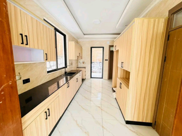 kibagabaga-5-bedroom-house-for-sale-at-450m-in-good-location-big-8