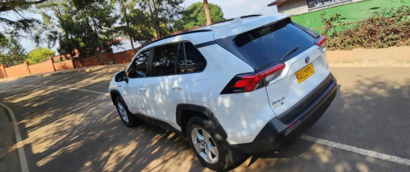 toyota-rav4-hybrid-2019-for-sale-big-4