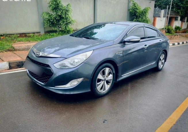 hyundai-sonata-big-2