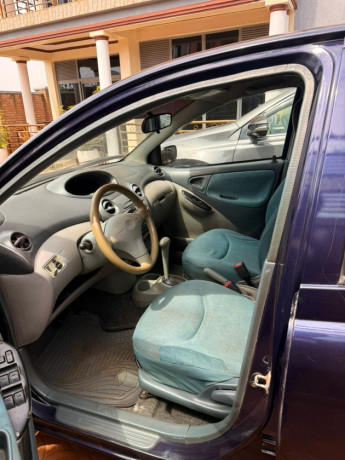 toyota-vitz-big-1