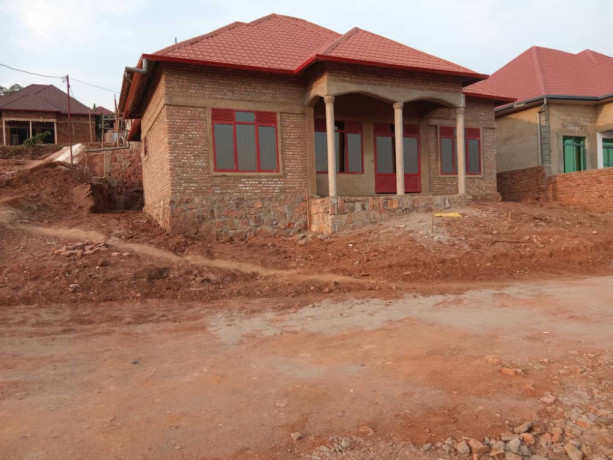 kanombe-busanza-house-for-sale-in-kigali-big-4