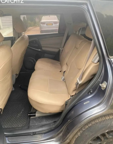 toyota-rav4-big-1