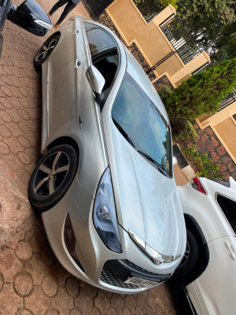hyundai-sonata-big-0