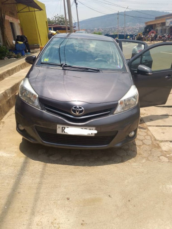 toyota-yaris-big-1