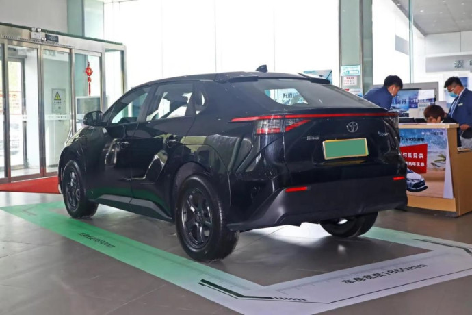 bere-008-toyota-bz4-in-good-condition-is-available-for-sale-big-6