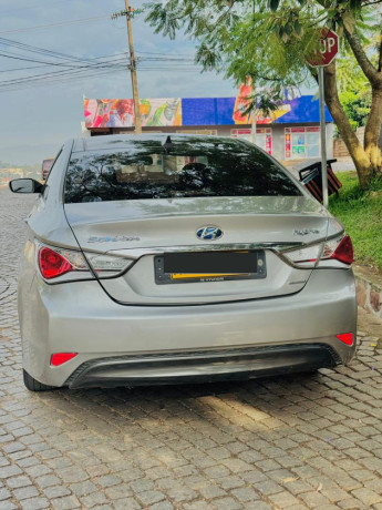 hyundai-sonata-big-0