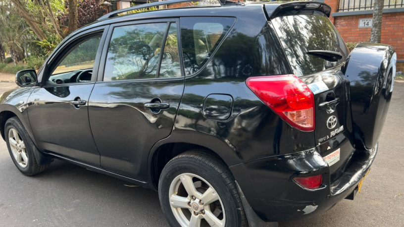 toyota-rav4-big-2