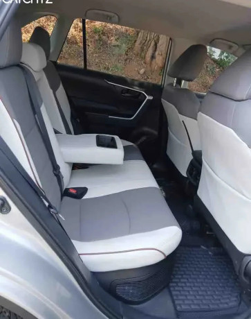 toyota-rav4-hybrid-2020-for-sale-big-3
