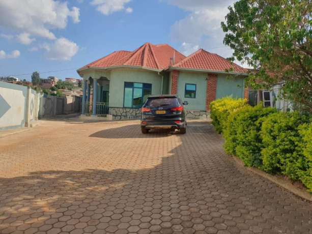 gisozi-house-for-sale-big-1