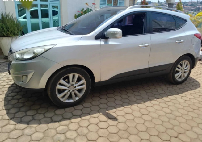 hyundai-tucson-big-2