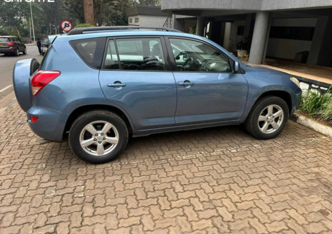toyota-rav4-big-2