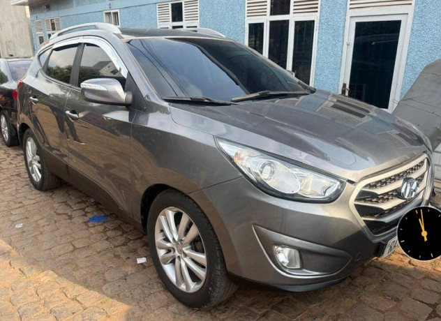 hyundai-tucson-big-0