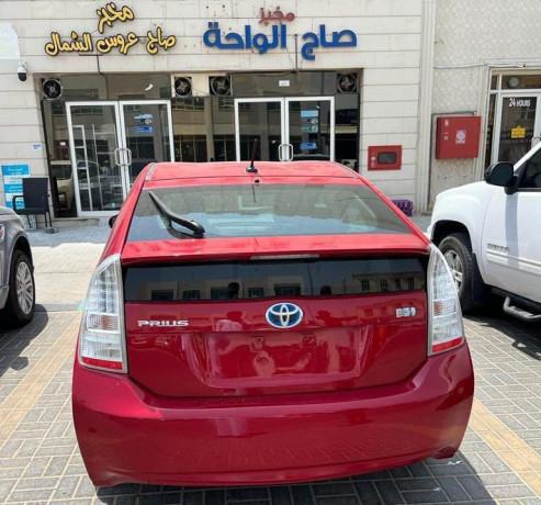 toyota-prius-big-1