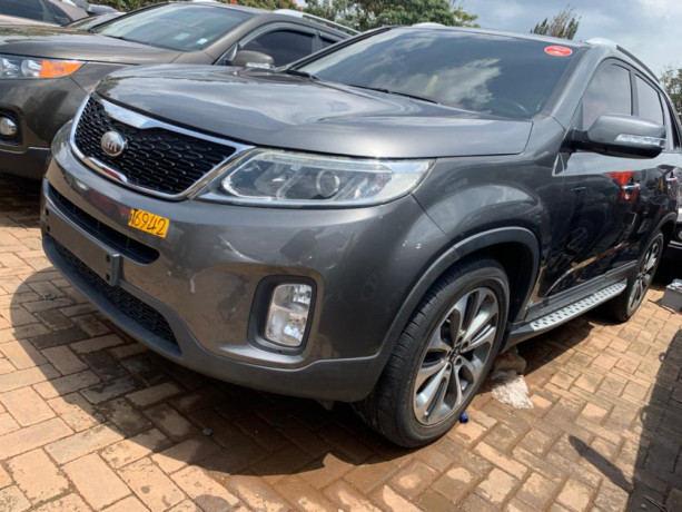 bs-14-kia-sorento-2013-grey-for-sale-big-2