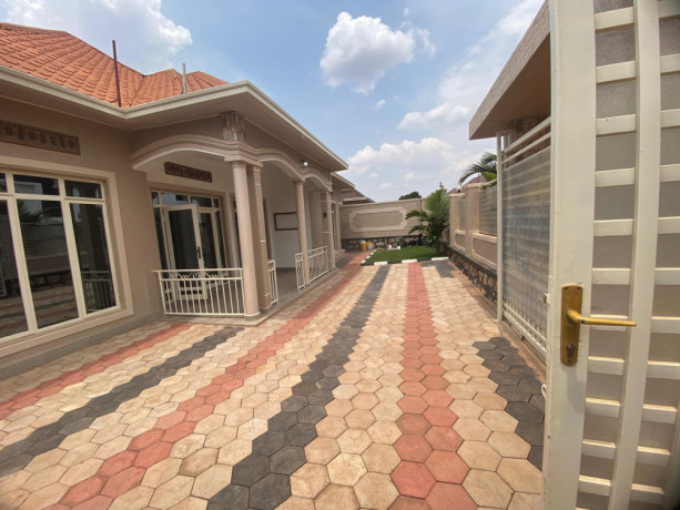 kigali-house-for-sale-in-kicukiro-kagarama-big-3