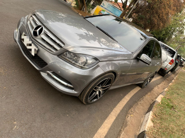 mercedes-benz-big-1