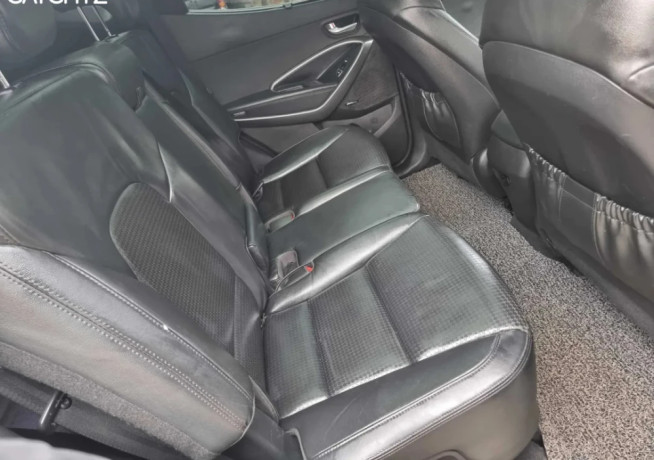 hyundai-santafe-big-2